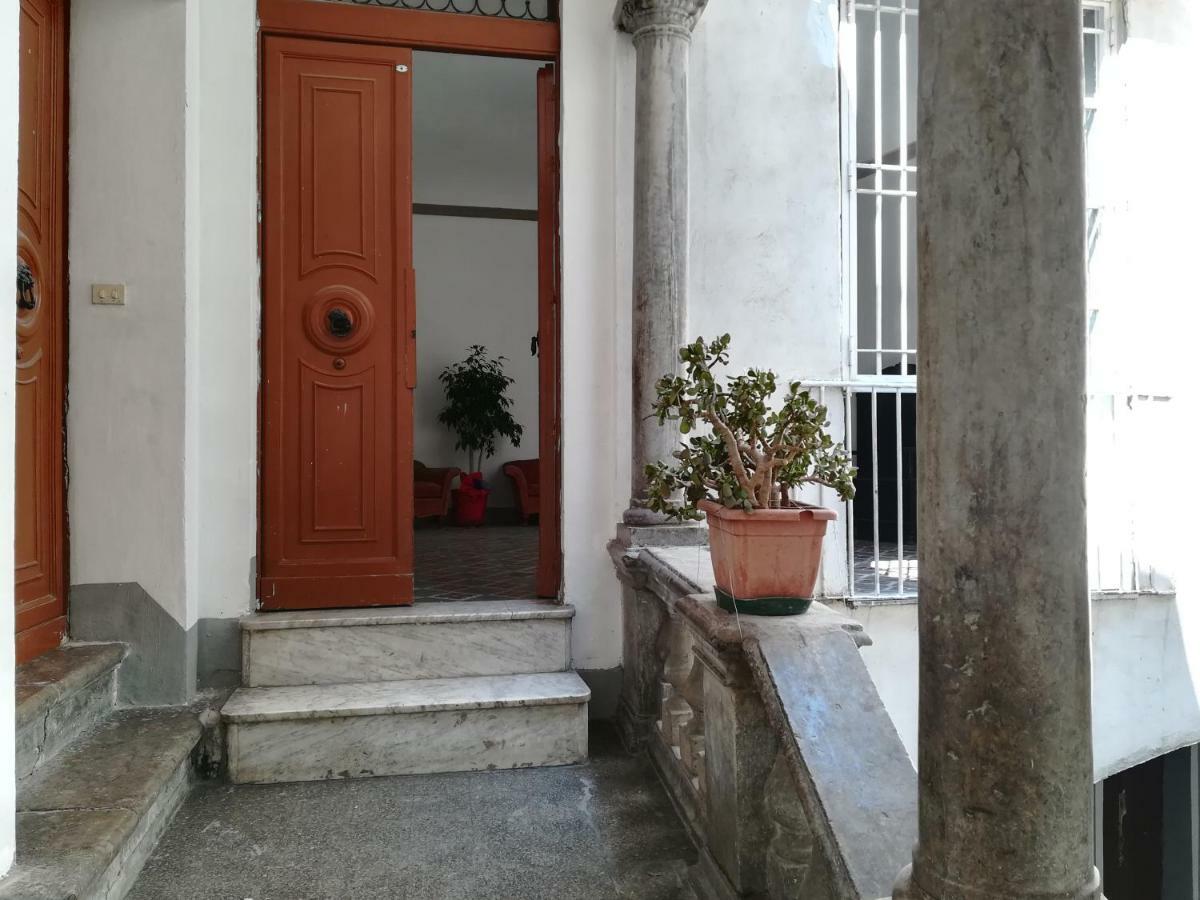 Casa In Palazzo Graffeo Erika Palermo Exterior foto
